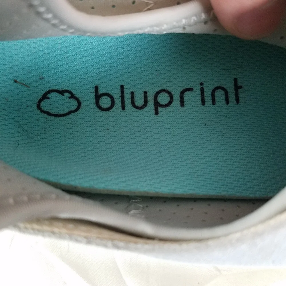 Bluprint Shoes Womens 7.5 Gray Suede Low‎ Top Lace Up Athletic Sneakers